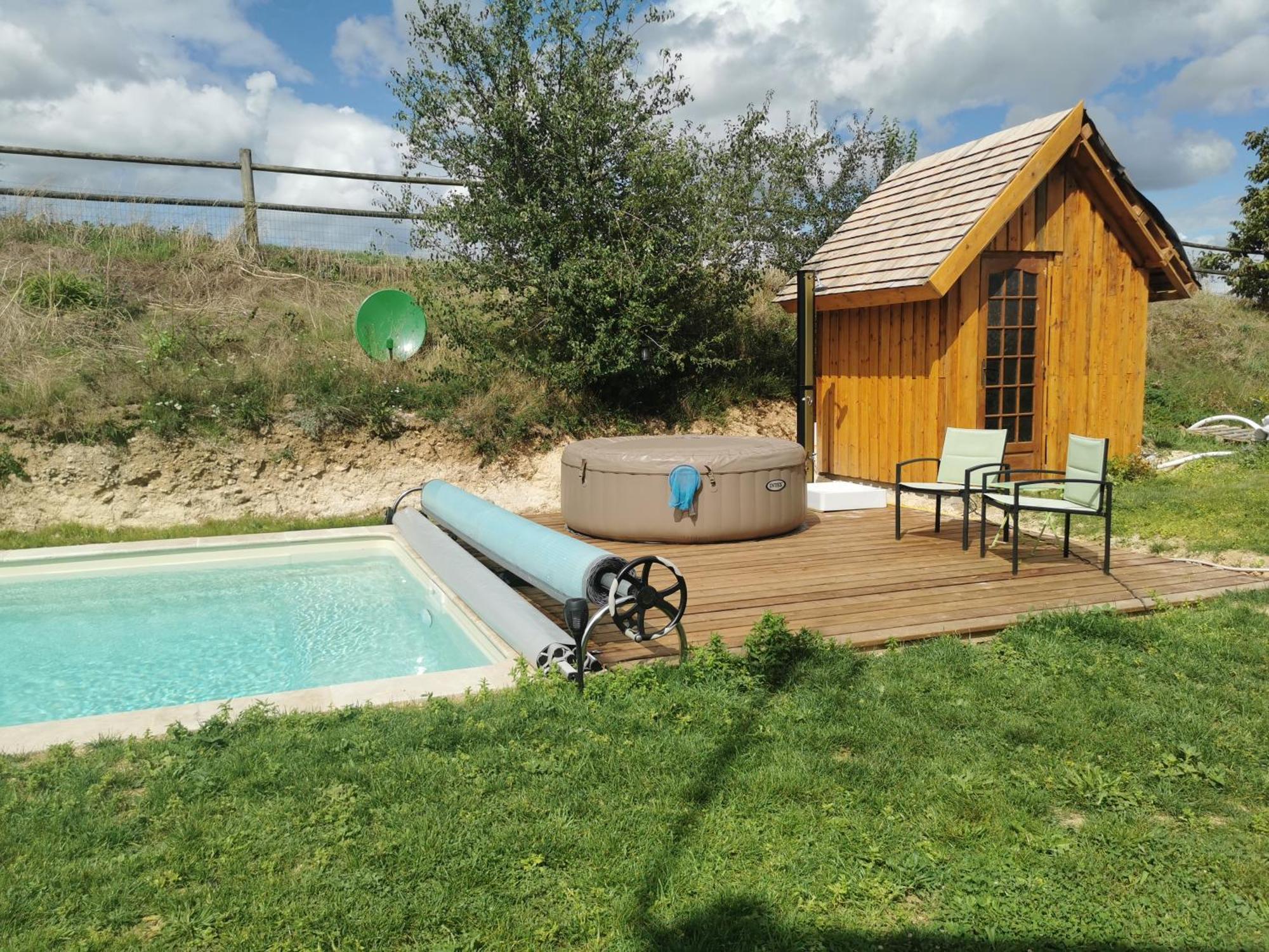 Bed and Breakfast La Bulle Des Champs Champmotteux Zewnętrze zdjęcie