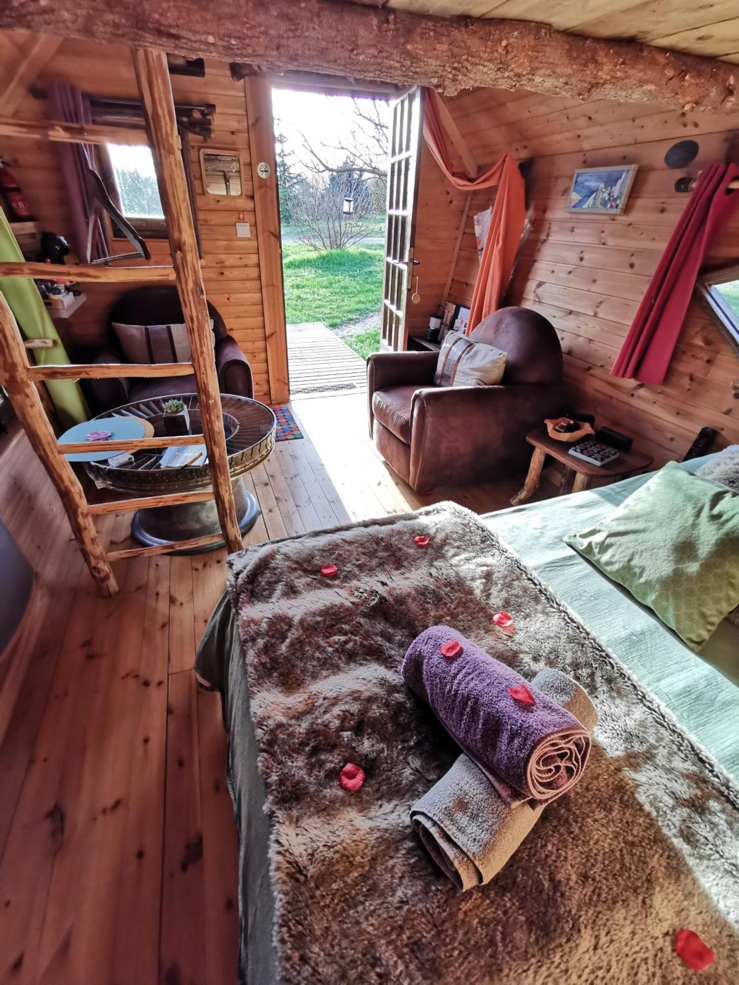 Bed and Breakfast La Bulle Des Champs Champmotteux Pokój zdjęcie